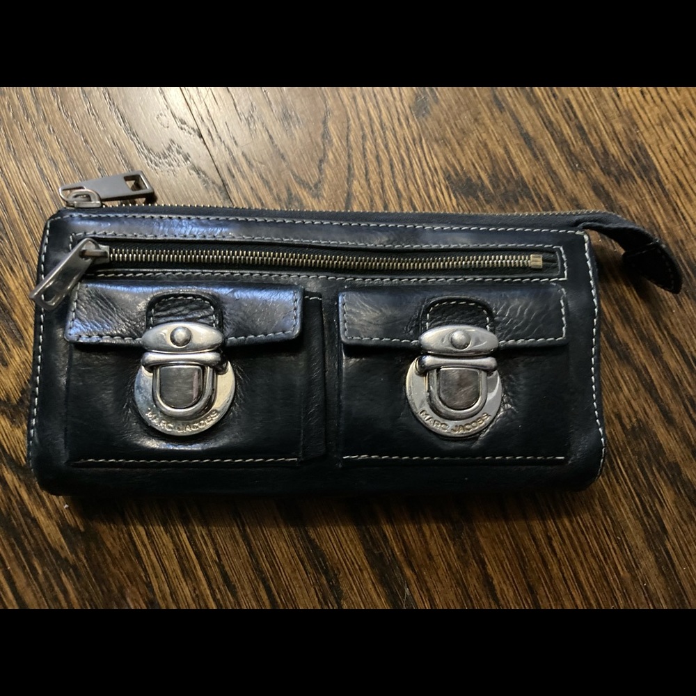Marc Jacobs wallet